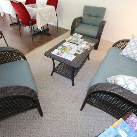 Cedar Drive Inn Crysler المظهر الخارجي الصورة